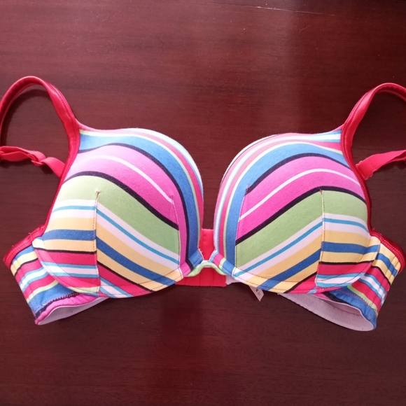 Cacique Intimates & Sleepwear Cacique 38c Plunge Push Up Underwire